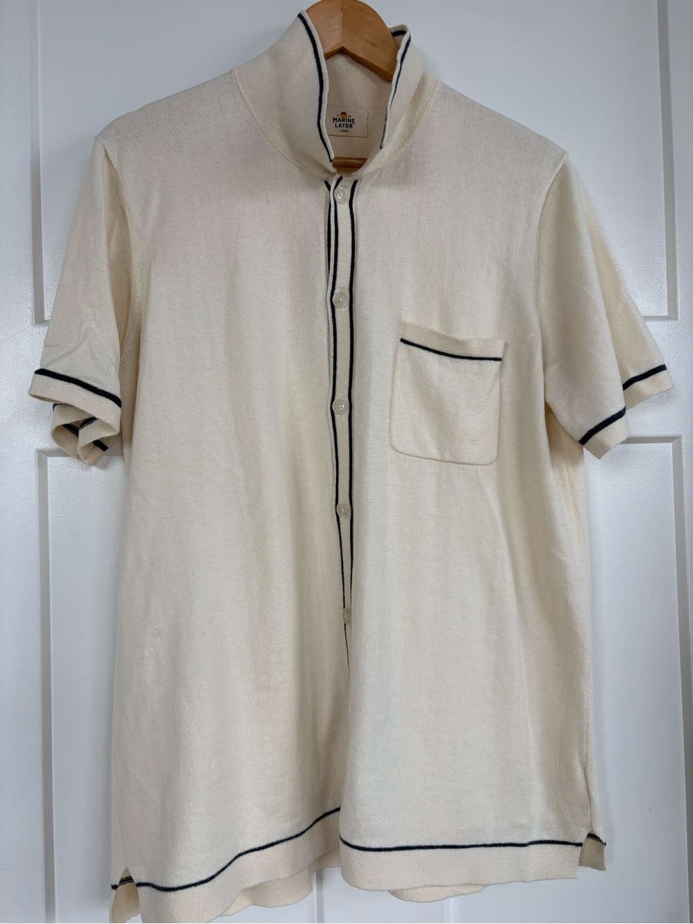 Marine Layer Cream Button-Down Knit Polo with Navy Contrast Tipping S: Large